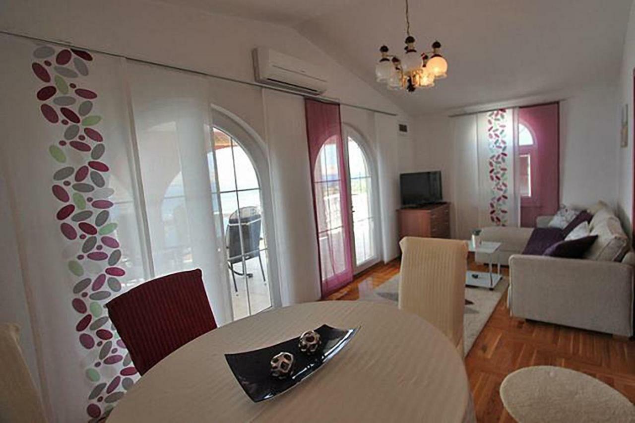 Villa Lilly 세사리카 외부 사진